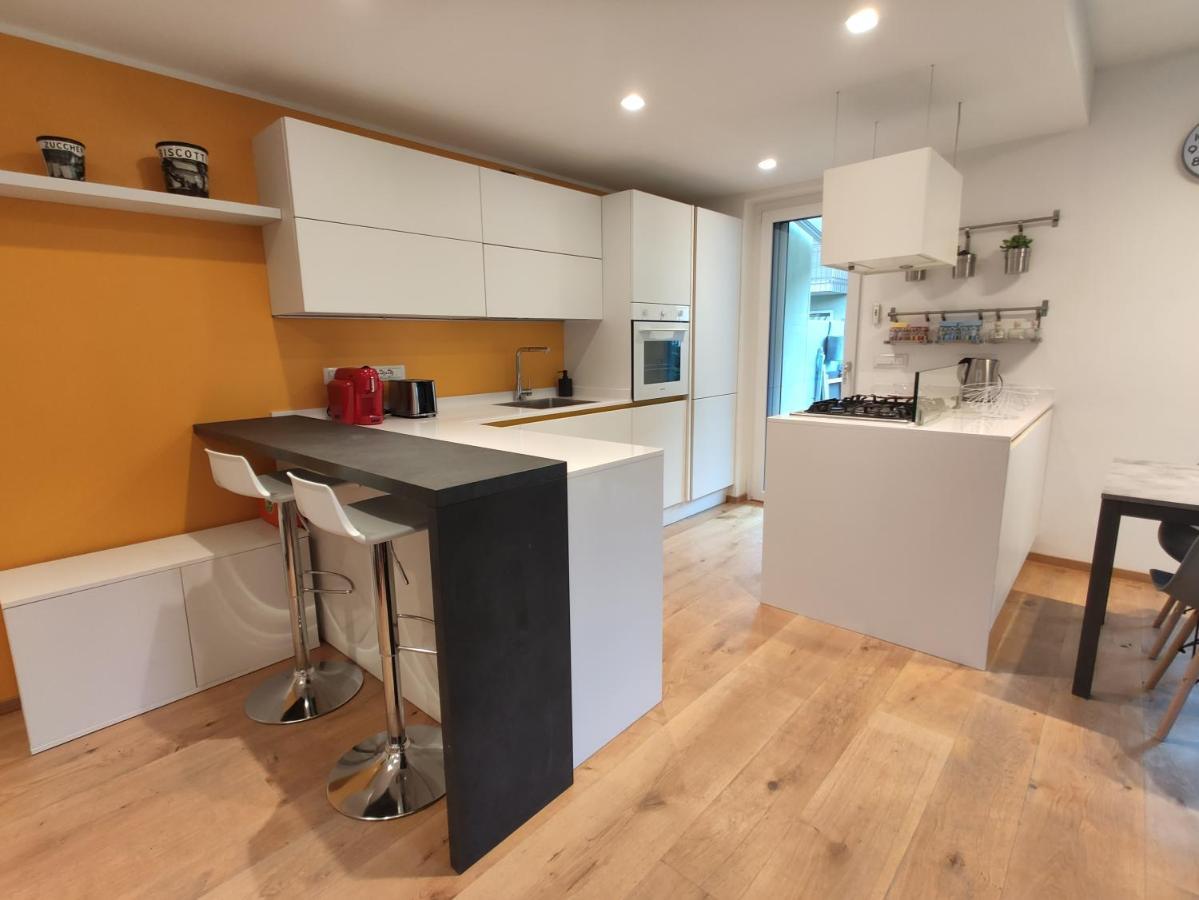 Family Garden Apartment 리바 델 이탈리아 베로나 외부 사진