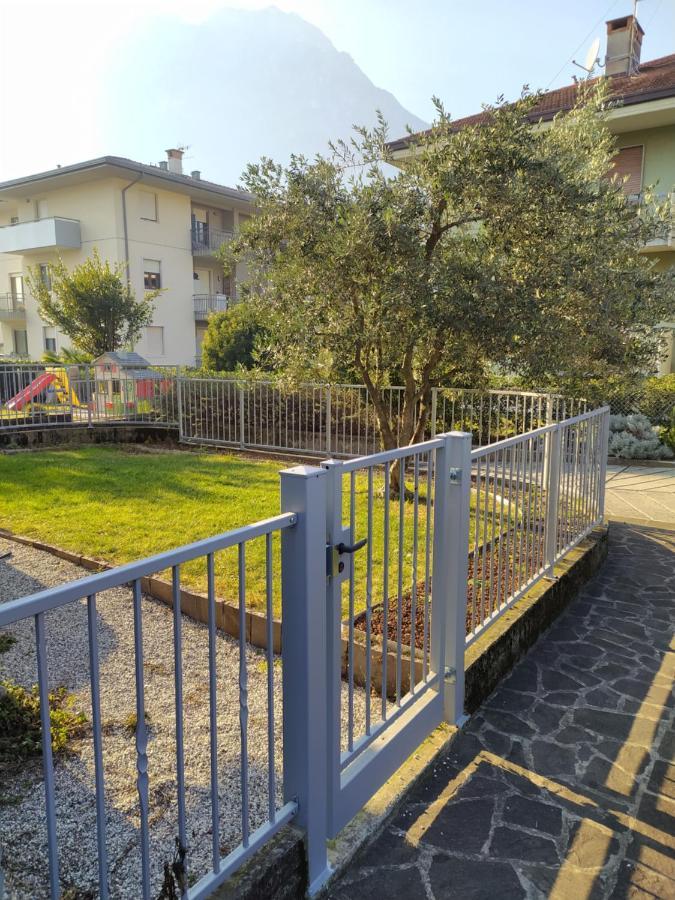 Family Garden Apartment 리바 델 이탈리아 베로나 외부 사진